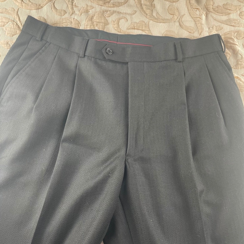 Midtown Man NY Mens 38x28 Pleated Dress Pants Charcoal Grey Wool Blend Chevron - Picture 4 of 6
